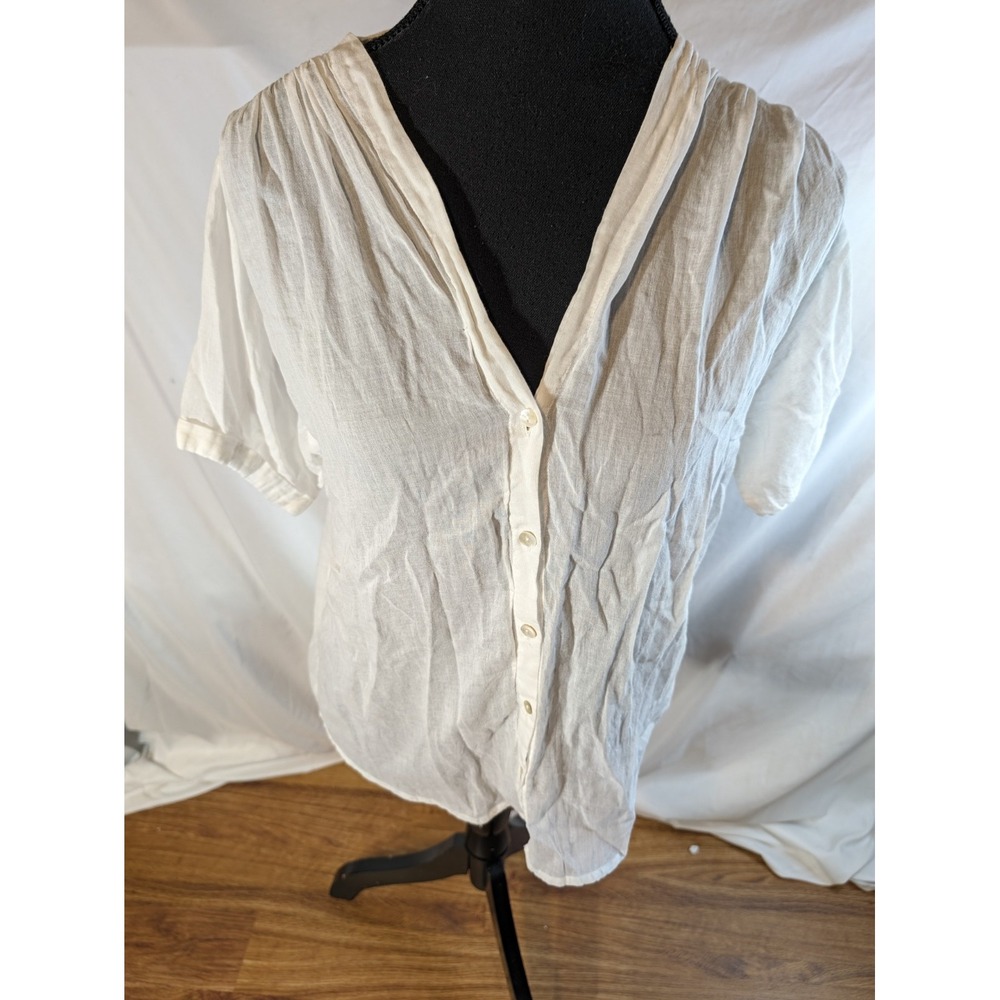 Local Brand Size XS S/S Button Up Cotton White Susie Shirt
